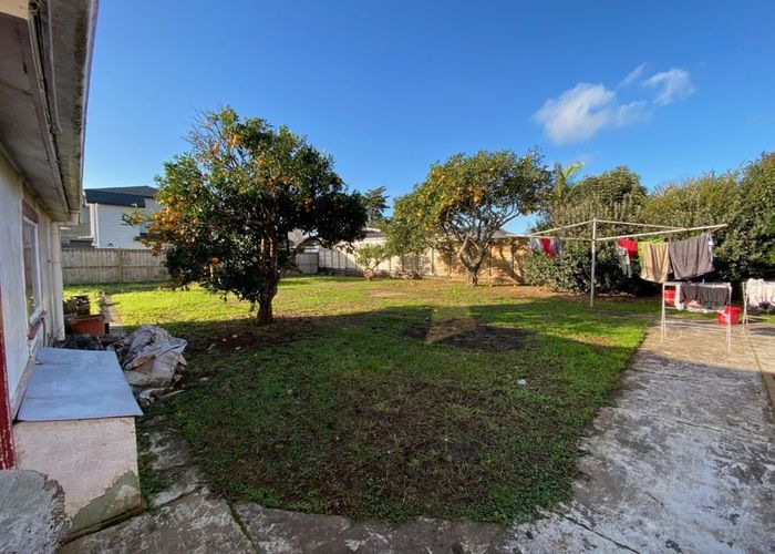  at 8 Margan Avenue, Papatoetoe, Auckland