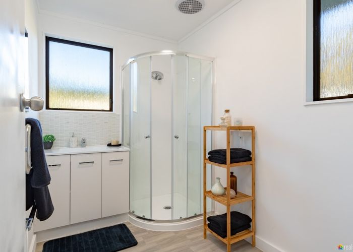  at 17C Rose Street, Ranui Heights, Porirua