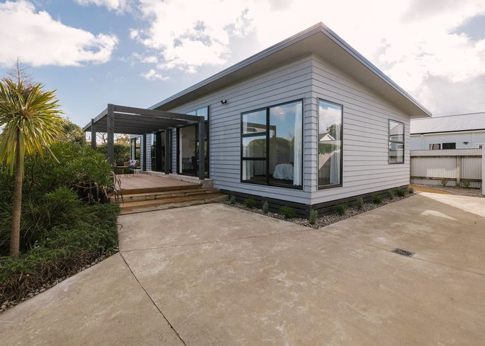  at 1 Annandale Avenue, Takaro, Palmerston North