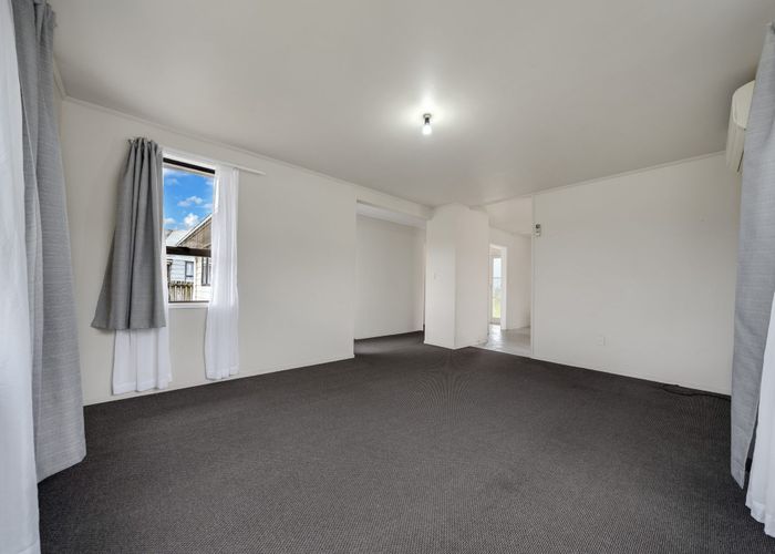  at 35 Tony Segedin Drive, Avondale, Auckland City, Auckland