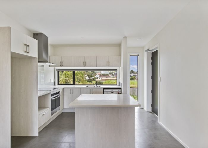  at 2/3 Woolfield Road, Papatoetoe, Manukau City, Auckland
