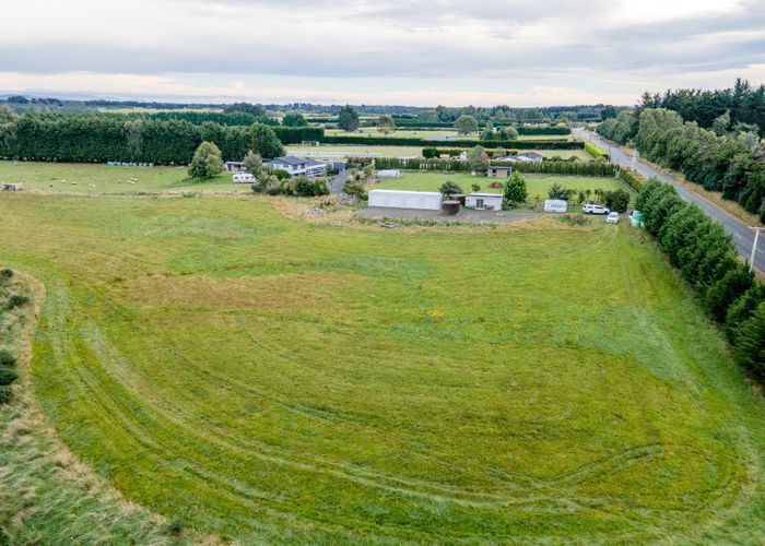  at 244 Fairweather Road, Mill Road, Invercargill