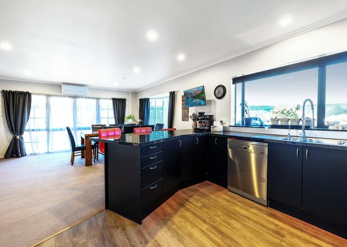  at 8 Ormrod Grove, Riverstone Terraces, Upper Hutt