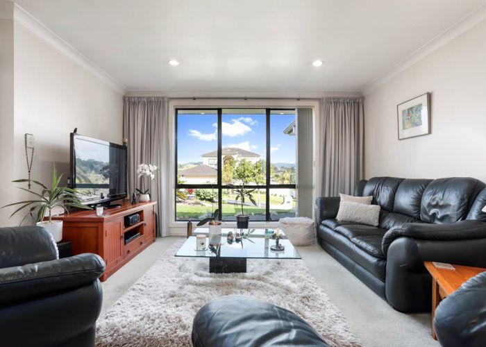  at 30 Fleetwood Drive, Henderson, Auckland