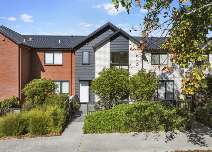  at 29 Pepene Avenue, Conifer Grove, Papakura, Auckland