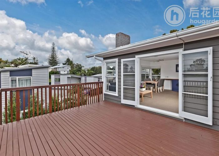  at 10 Saffron Street, Birkdale, North Shore City, Auckland