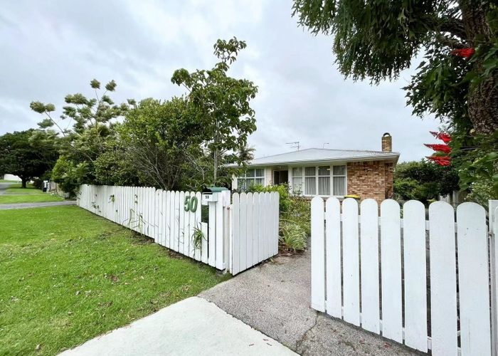  at 50 Kervil Avenue, Te Atatu Peninsula, Waitakere City, Auckland