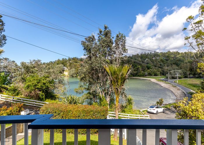  at 4 Aydon Road, Titirangi, Waitakere City, Auckland