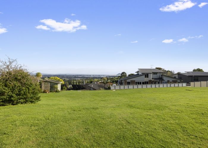  at 148 Waikite Road, Welcome Bay, Tauranga