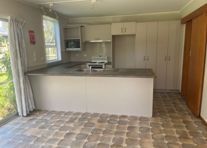  at 245a Bucklands Beach Road, Bucklands Beach, Manukau City, Auckland