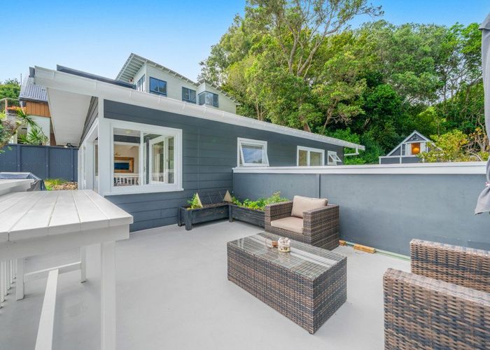  at 120 Kawakawa Bay Coast Road, Kawakawa Bay, Manukau City, Auckland