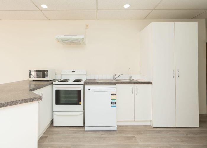  at 5 Garden Place, Hamilton Central, Hamilton