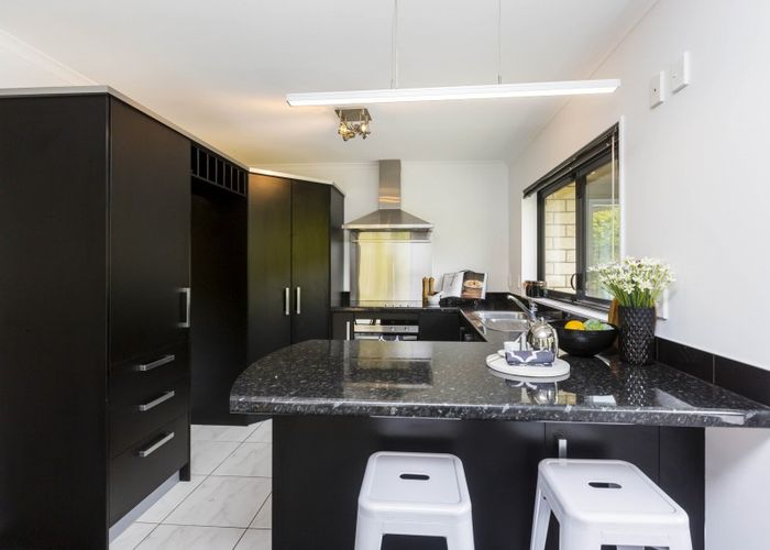  at 58 King Charles Drive, Kingsley Heights, Upper Hutt