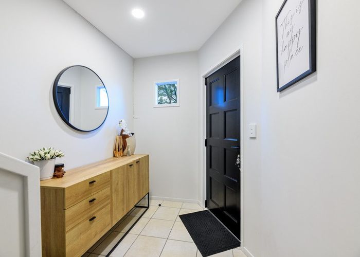  at 23 Winery Way, Henderson, Auckland