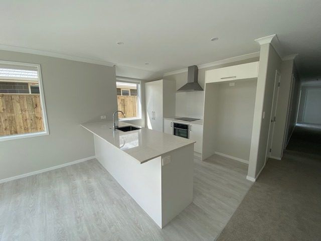  at 6 Gold Lane, Papamoa