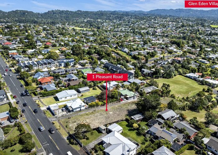  at 1 Pleasant Road, Glen Eden, Waitakere City, Auckland