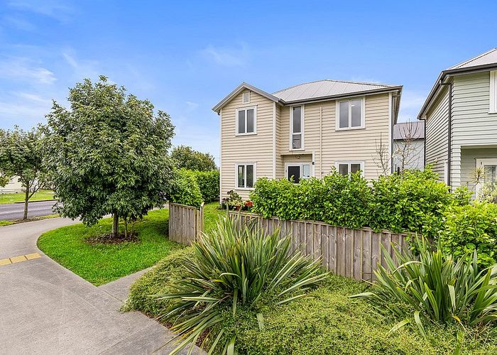  at 83 Grove Road, Papakura, Papakura