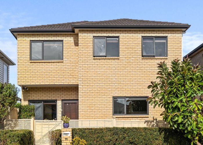  at 11 Agapanthus Place, Flat Bush, Auckland