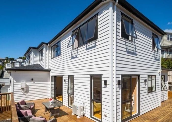  at 52 Golden Morning Drive, Albany, North Shore City, Auckland