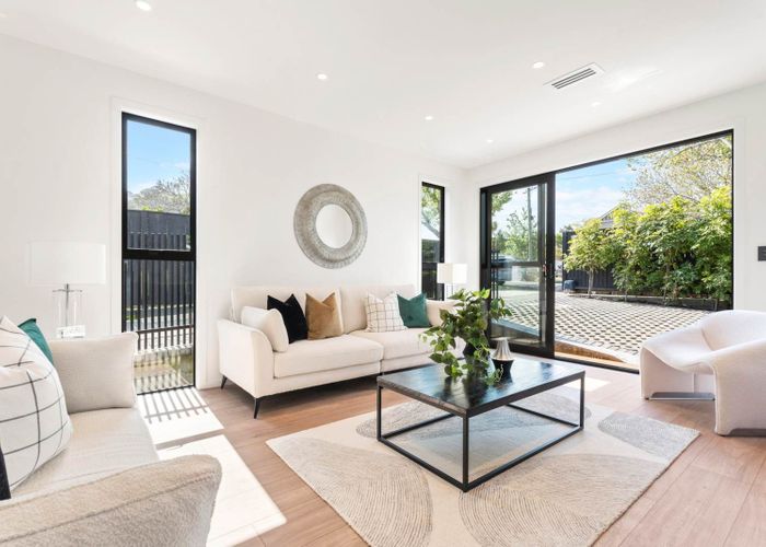  at 7A Eglinton Avenue, Mount Eden, Auckland