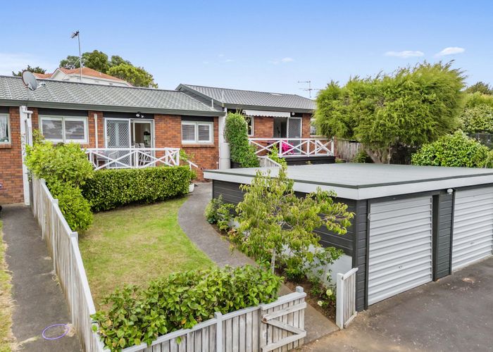  at 4/26A Mount Smart Road, Onehunga, Auckland City, Auckland