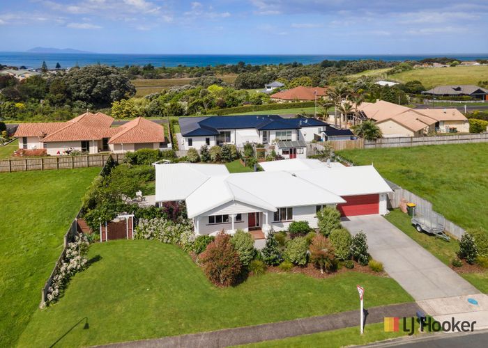  at 4 SEA VSTA, Athenree, Waihi Beach