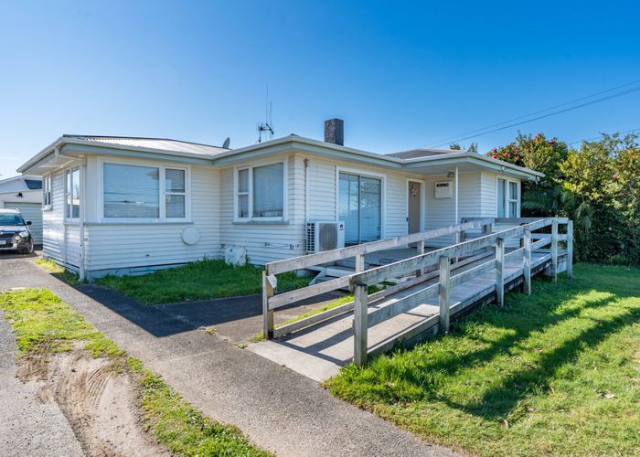  at 11 Dinsdale Road, Dinsdale, Hamilton, Waikato