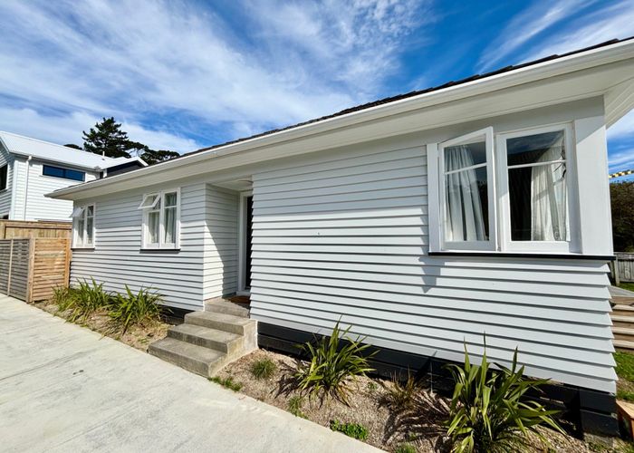  at 105 Main Road, Wainuiomata, Lower Hutt, Wellington
