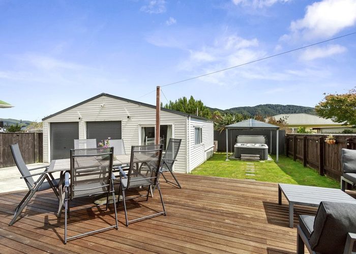  at 24 Petrie Street, Wainuiomata, Lower Hutt, Wellington