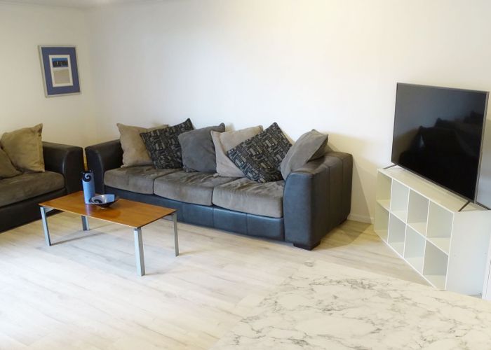  at 1/12 Poaka Place, Beach Haven, North Shore City, Auckland