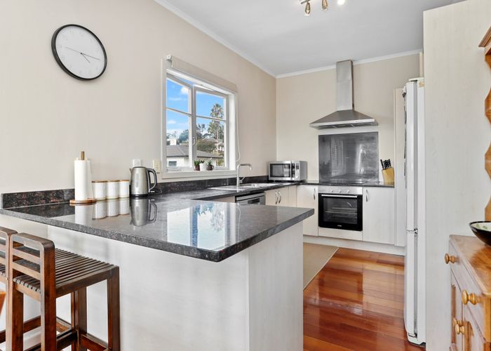  at 116B Oakdale Road, Mount Roskill, Auckland