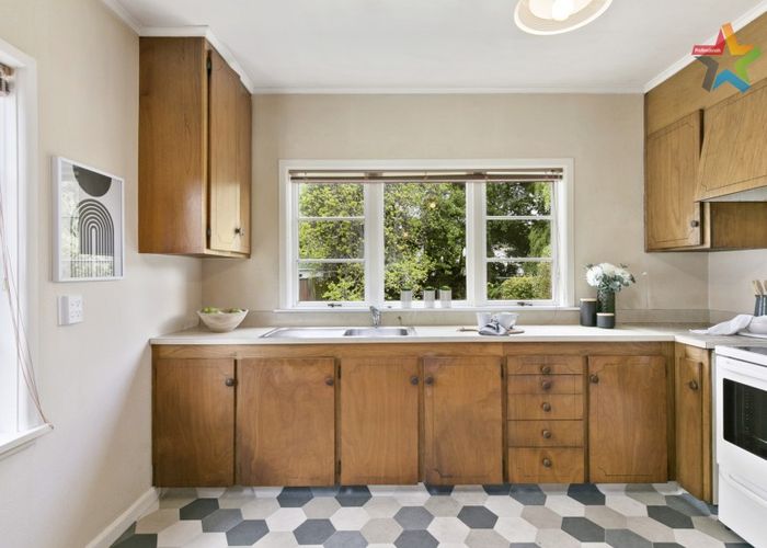  at 28 Marina Grove, Hutt Central, Lower Hutt