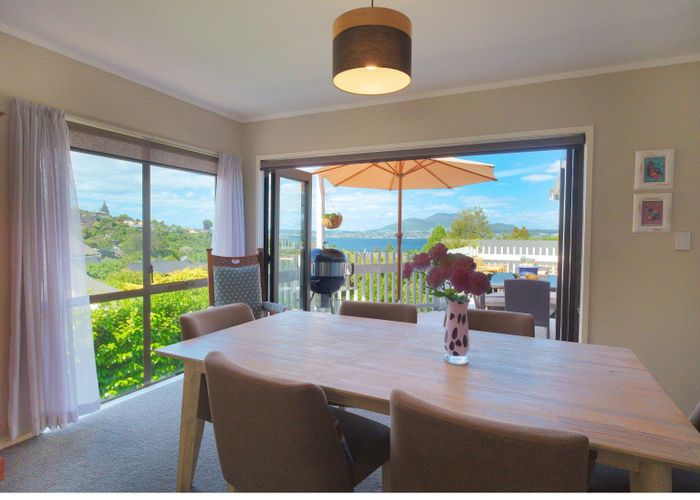  at 117 Wakeman Road, Acacia Bay, Taupo