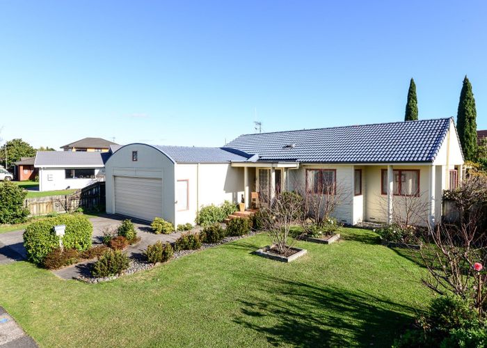  at 18 Moreland Avenue, Pukete, Hamilton