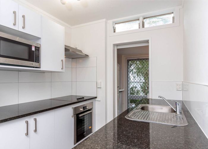  at 48C Konini Road, Greenlane, Auckland City, Auckland