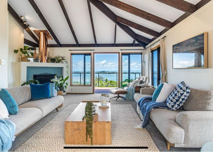  at 420 Hillsborough Road, Mount Roskill, Auckland
