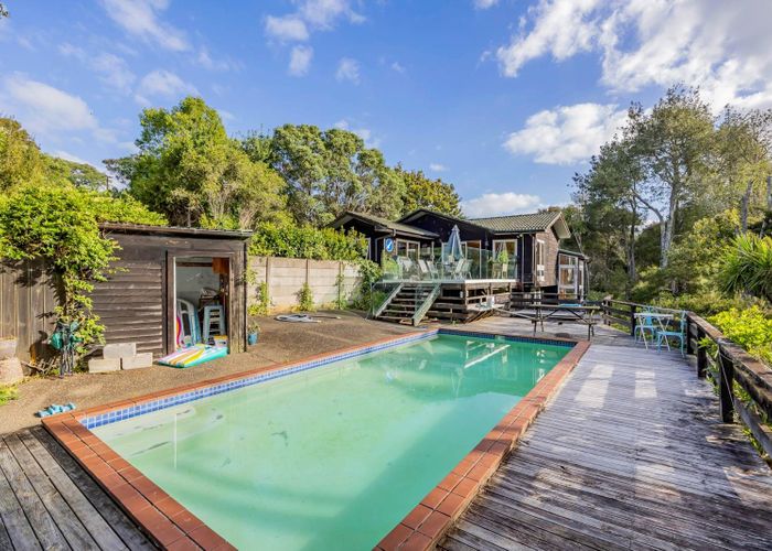  at 18,20 & 21 Paris Place, Birkenhead, North Shore City, Auckland