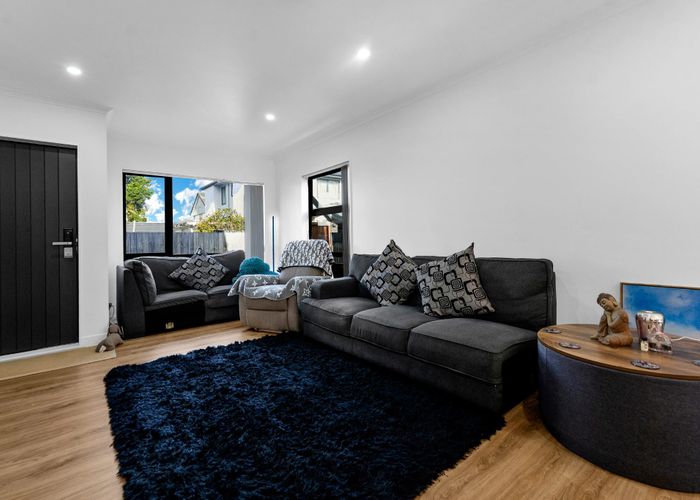  at 127E Russell Road, Manurewa, Manukau City, Auckland