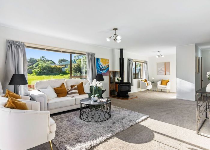  at 1/25 Ciprian Place, Henderson, Waitakere City, Auckland