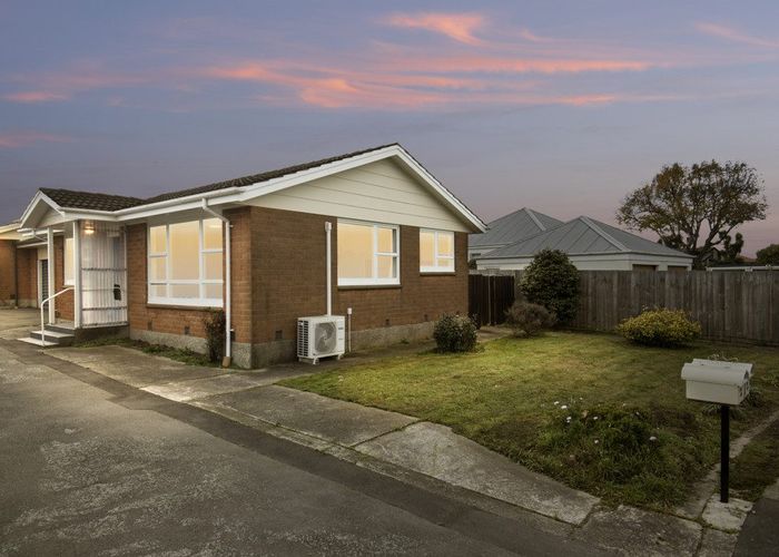  at 49 Charnwood Crescent, Bishopdale, Christchurch City, Canterbury
