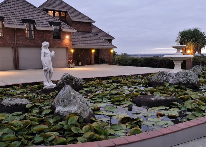  at 310 Spur Road, Rosewill