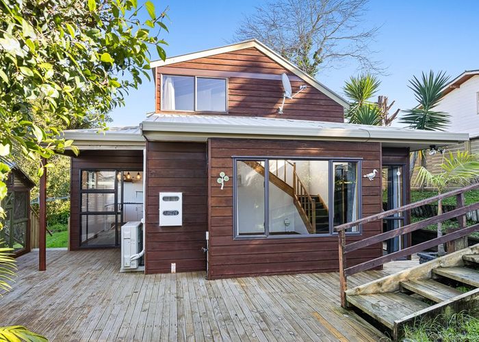  at 86A Waimumu Road, Massey, Waitakere City, Auckland