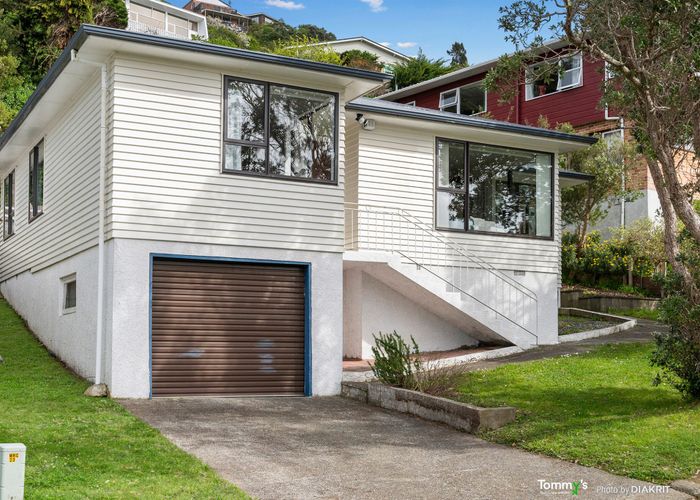  at 12 Breton Grove, Kingston, Wellington