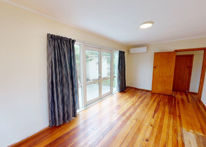  at 11 Renfrew Place, Highbury, Palmerston North, Manawatu / Whanganui