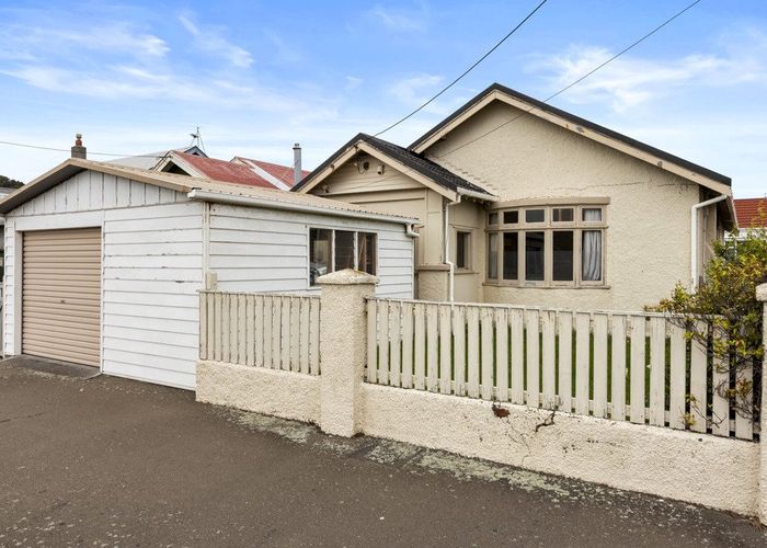  at 166 Rongotai Road, Kilbirnie, Wellington, Wellington