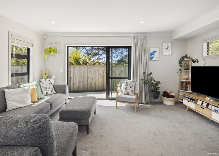  at 43 Brindle Way, Newlands, Wellington