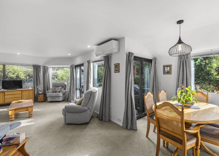  at 6b St Leonards Square, Sumner, Christchurch City, Canterbury