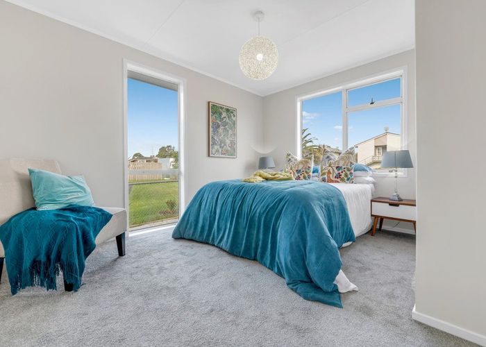  at 48 Chelburn Crescent, Mangere East, Auckland