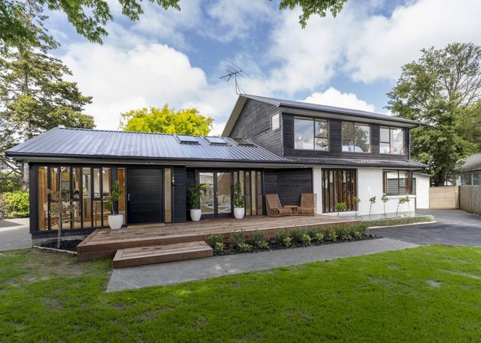  at 5 Merton Place, Bryndwr, Christchurch