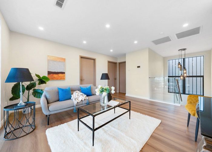  at 42 Church Road, Mangere Bridge, Manukau City, Auckland